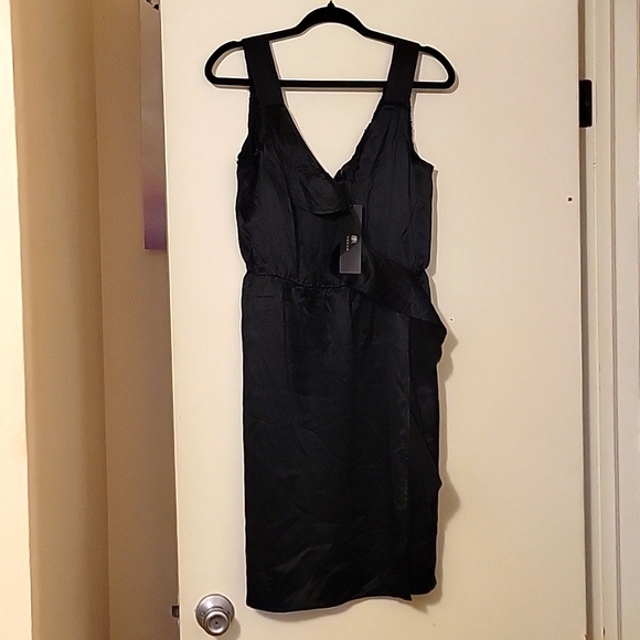 Banana Republic Monogram Silk Dress 8 - Picture 1 of 16